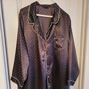 Women's Plus-Sized Lounging Gown